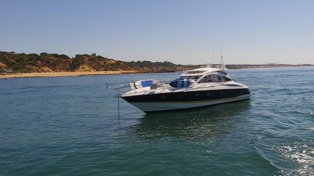 B.Happy Luxury Charter - Algarve Boat trips